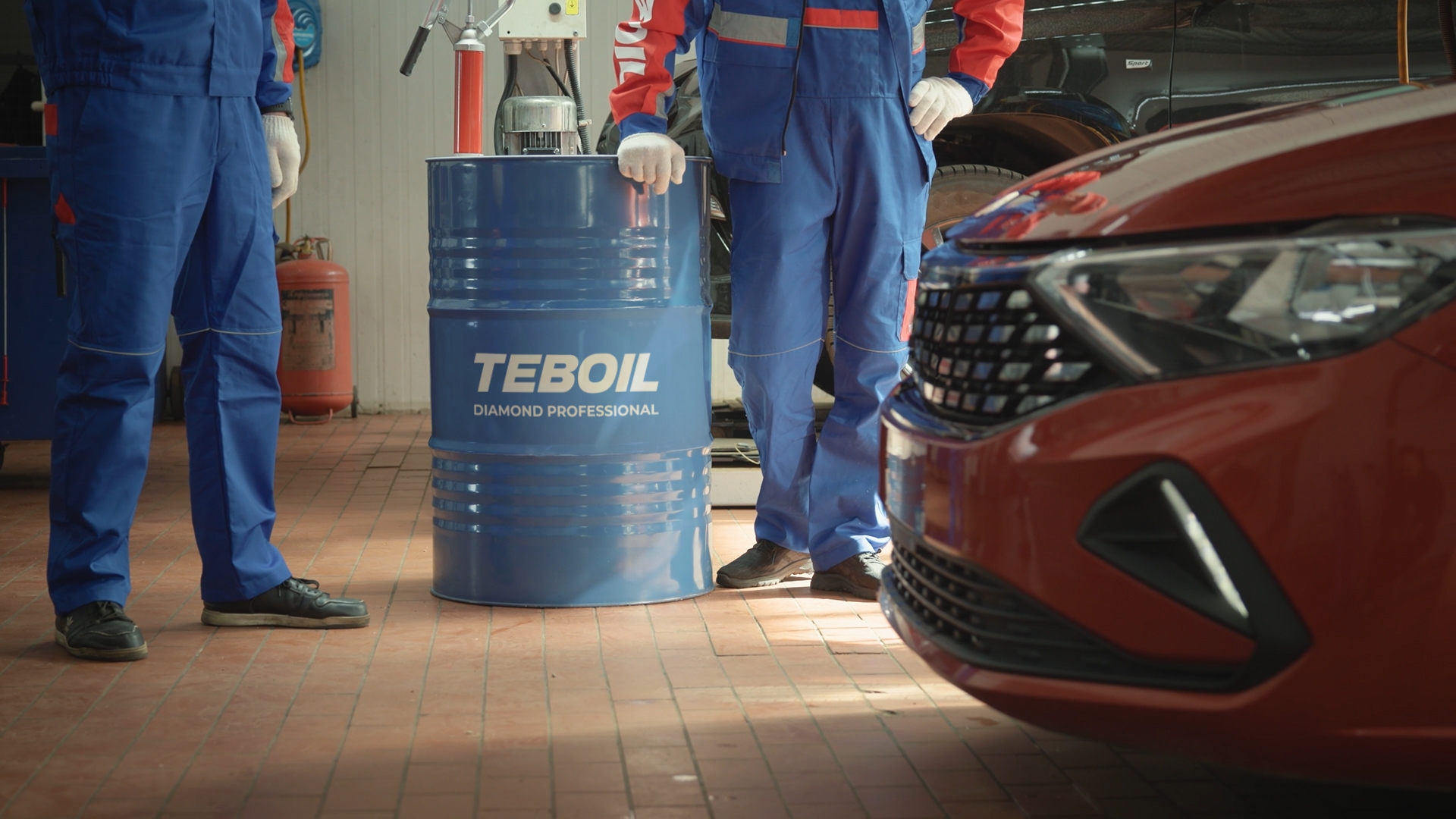 Teboil представил сервисную линейку масел Diamond Professional для СТО